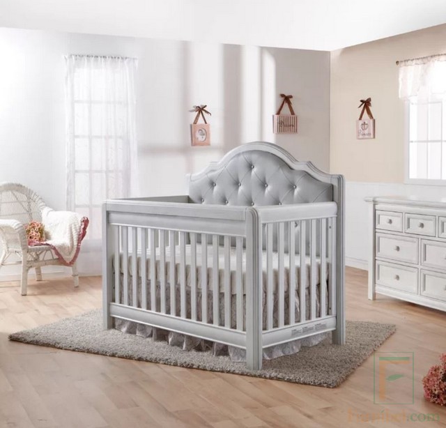Tempat Tidur Bayi Minimalis Modern Kayu Solid